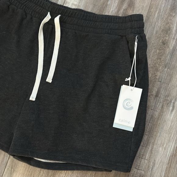 Johnny Was Calme Cozy Pull On Black Shorts size large NEW - Picture 2 of 6